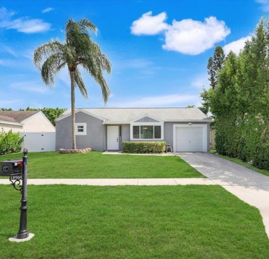 Hamptons at Boca Raton